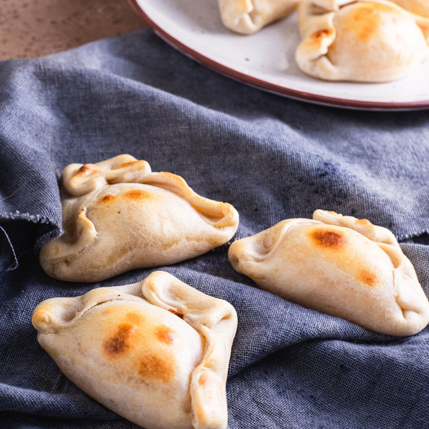 Empanadas Mechada Queso Cocktail Martino Phillippi 18 un_3
